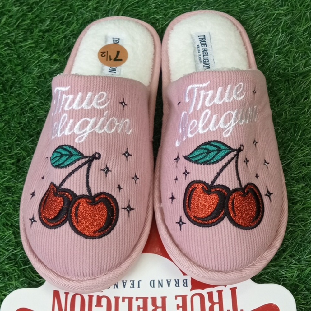 👠🍒 True Religion Women's Pink Cherry Slip-On Slippers - Picture 2 of 6